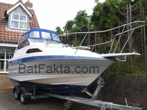 Bayliner 2150 Ciera Sunbridge recensioner och tekniska specifikationer